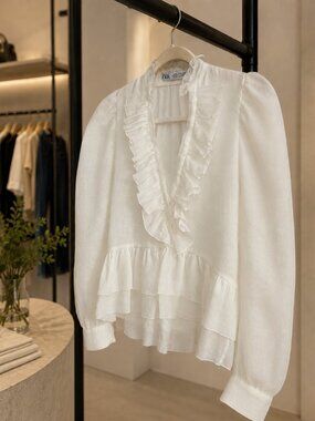 Zara White Ruffle Blouse XS | Semi-Sheer Puff Sleeve Romantic Top